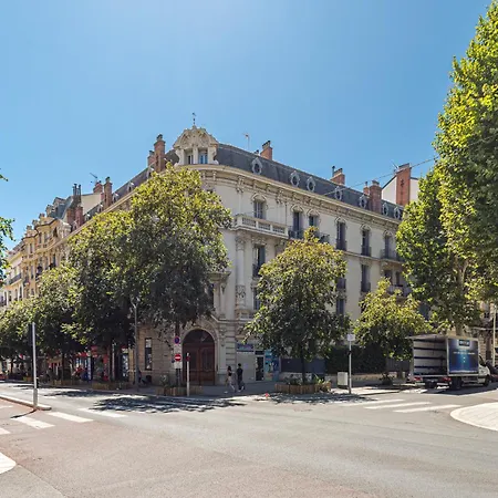33 Gambetta - 2 Pieces Mezzanine *